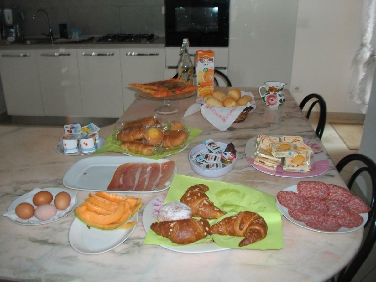 Bed and Breakfast Giulietta e Romeo Peschiera del Garda Esterno foto