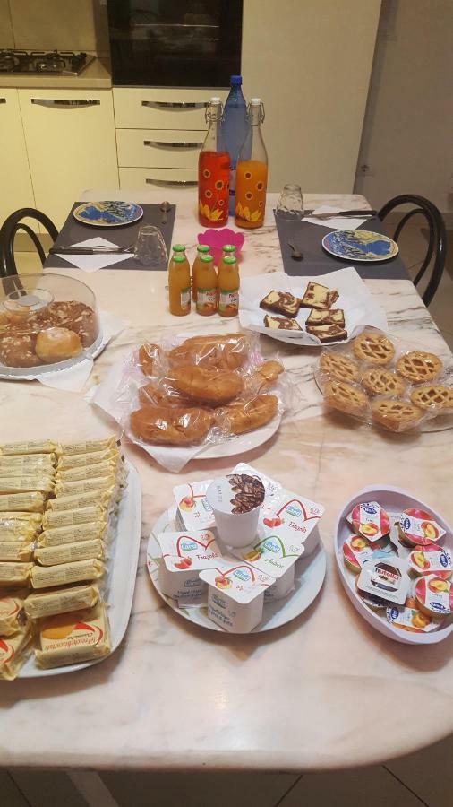 Bed and Breakfast Giulietta e Romeo Peschiera del Garda Esterno foto